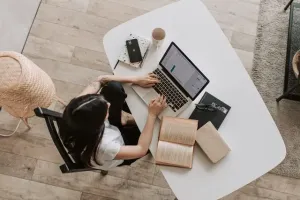 Wydajność. Dlaczego jest taka ważna w laptopach? Laptopy Warszawa